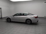 Used 2023 Nissan Altima 2.5 SV w/ SV Premium Package image 3