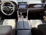 New 2025 Bentley Bentayga image 4