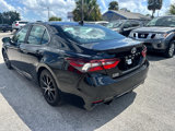 Used 2022 Toyota Camry SE image 4