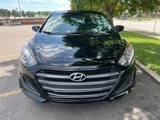 Used 2017 Hyundai Elantra GT image 2