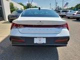 Used 2024 Hyundai Elantra Limited image 6