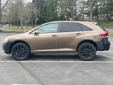 Used 2013 Toyota Venza LE image 2