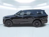 New 2025 Lincoln Navigator Reserve w/ Jet Appearance Package image 2