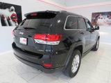 Used 2021 Jeep Grand Cherokee Laredo image 3