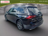 Used 2019 Volkswagen Tiguan SE image 3