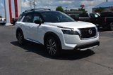 New 2025 Nissan Pathfinder Platinum w/ Cargo Package image 3