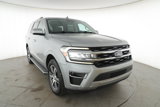 Used 2023 Ford Expedition Limited image 3