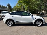 Used 2022 Tesla Model Y Long Range image 2