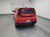 Used 2022 Kia Soul LX image 6