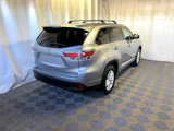 Used 2015 Toyota Highlander LE image 6