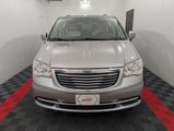 Used 2013 Chrysler Town & Country Touring image 5