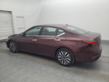 Used 2024 Nissan Altima 2.5 SV image 3