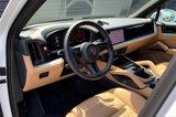 Certified 2025 Porsche Cayenne image 4
