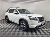 New 2025 Nissan Pathfinder Platinum w/ Cargo Package image 5