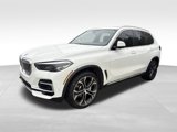 Used 2023 BMW X5 sDrive40i w/ Parking Assistance Package image 2