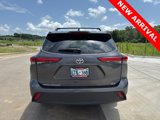 Used 2021 Toyota Highlander XLE image 4
