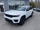 New 2025 Jeep Grand Cherokee Altitude image 2