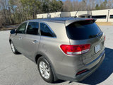 Used 2016 Kia Sorento L image 4