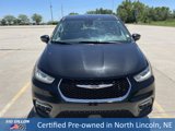 Used 2023 Chrysler Pacifica Touring-L image 4