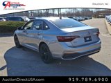 Used 2023 Volkswagen Jetta SE image 4