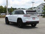 Certified 2022 Jeep Grand Cherokee Altitude image 5