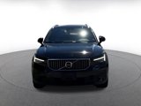 Used 2024 Volvo XC40 B5 Core image 3