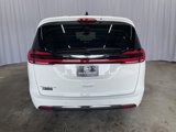 New 2025 Chrysler Pacifica Select image 5