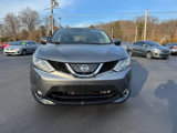 Used 2017 Nissan Rogue Sport SL w/ SL Premium Package image 3