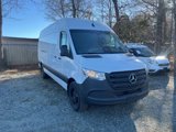 Used 2025 Mercedes-Benz Sprinter 2500 image 2