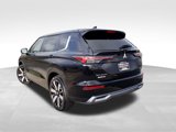 New 2025 Mitsubishi Outlander SE image 5