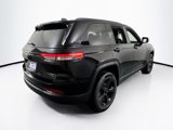 Used 2023 Jeep Grand Cherokee Limited w/ Black Appearance Package image 5