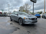 Used 2018 Volvo S60 T5 Dynamic image 4