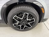 Certified 2025 Chevrolet Blazer RS w/ Driver Confidence II Package image 4