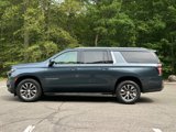 Used 2021 Chevrolet Suburban LT image 4