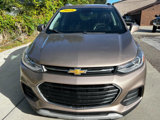 Used 2018 Chevrolet Trax LT w/ LT Convenience Package image 3
