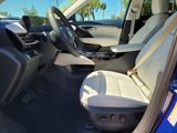 New 2025 Buick Envision Avenir image 3