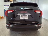 Used 2022 GMC Terrain AT4 image 3