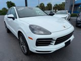 Used 2023 Porsche Cayenne Platinum Edition image 3