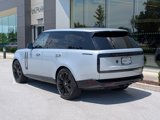 Used 2023 Land Rover Range Rover SE image 3