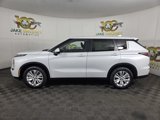 New 2025 Mitsubishi Outlander ES image 4