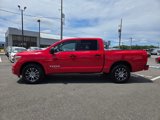 Used 2022 Nissan Titan SV image 4