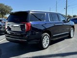 Used 2023 GMC Yukon XL SLT image 5