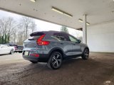Used 2023 Volvo XC40 B5 Plus image 3