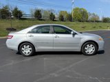 Used 2011 Toyota Camry LE image 4