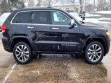 Used 2017 Jeep Grand Cherokee Overland image 4