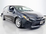 Used 2023 Toyota Corolla LE image 3