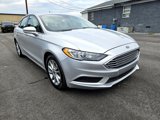 Used 2017 Ford Fusion SE image 3