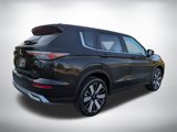 New 2025 Mitsubishi Outlander SE image 4