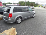 Used 2019 Dodge Grand Caravan SE w/ UConnect Hands-Free Group image 4