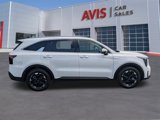 Used 2024 Kia Sorento S image 5